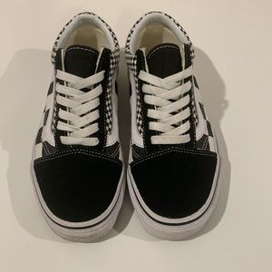 Black checkered vans